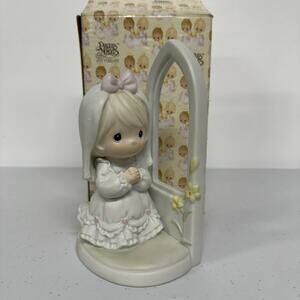 New in Box. Vintage 1992 Precious Moments MAY YOUR FUTURE BE BLESSED Figurine
